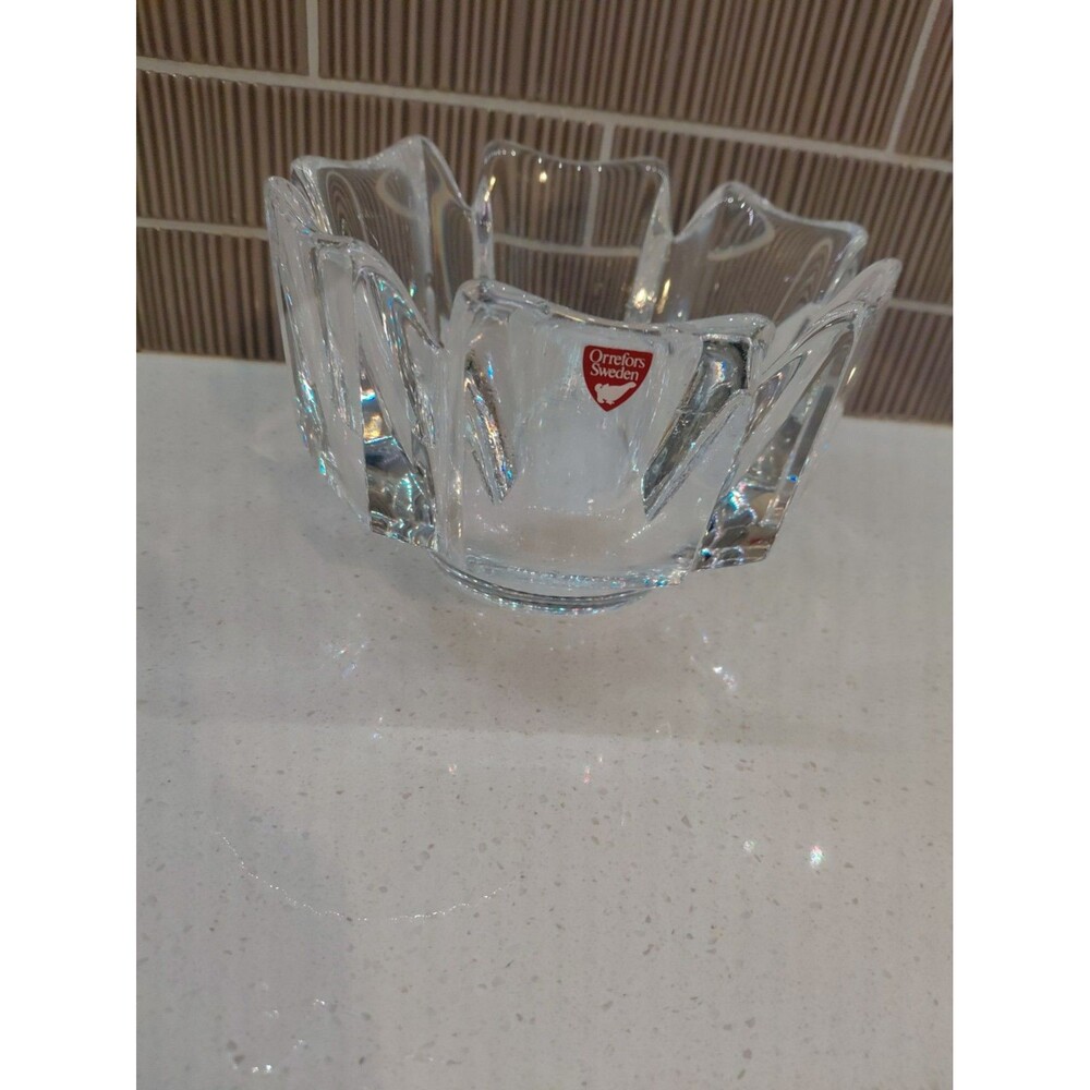 Orrefors Sweden 8  3/4" Round Glass Crystal Corona Bowl Lars Hellsten